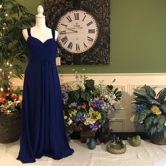 Dresses & Skirts - Formal evening Bridesmaid Prom dress gown